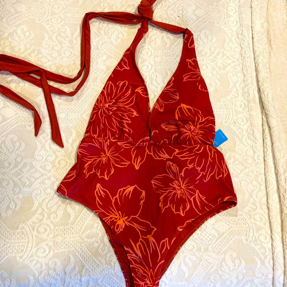 Cupshe Red and Orange One Piece Swimsuit with Floral Design. Size XL or 10/12.